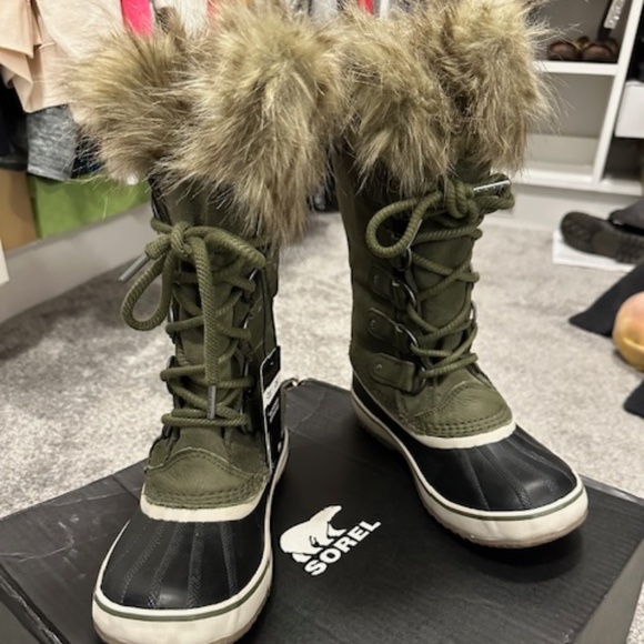 Sorel Boots -Joan of Arctic - Picture 1 of 5